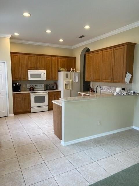 2427 Caledonian St - Photo 4 of 50