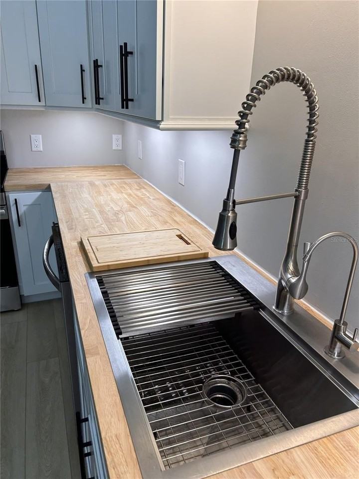 12870 Ne 103rd Ter - Photo 6 of 32