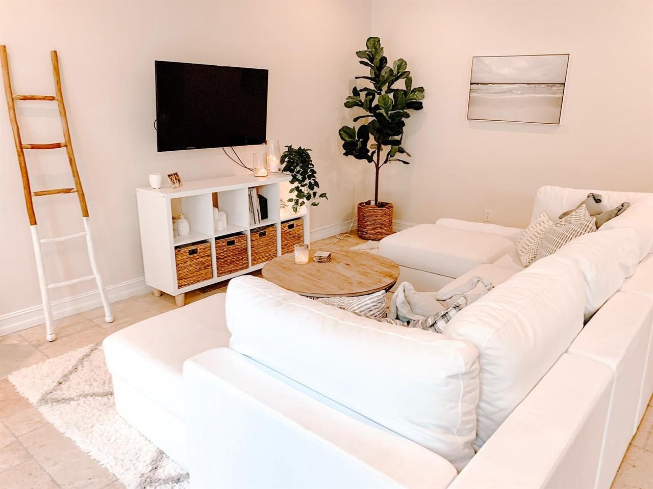 2200 Sw 13th Ave - Photo 4 of 8