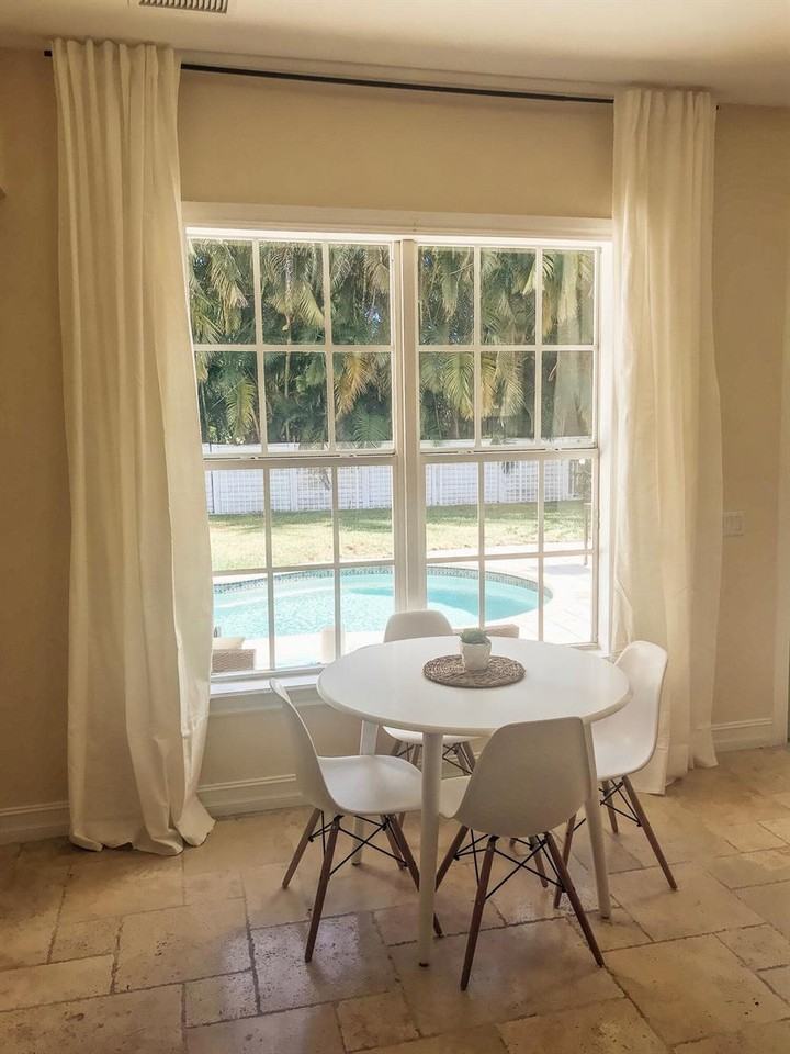 2200 Sw 13th Ave - Photo 6 of 8