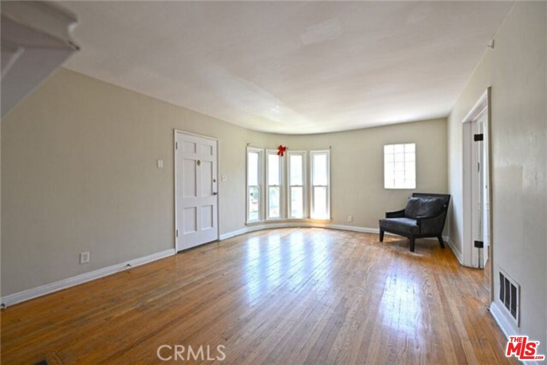 11061 Ohio Ave #3 - Photo 7 of 8
