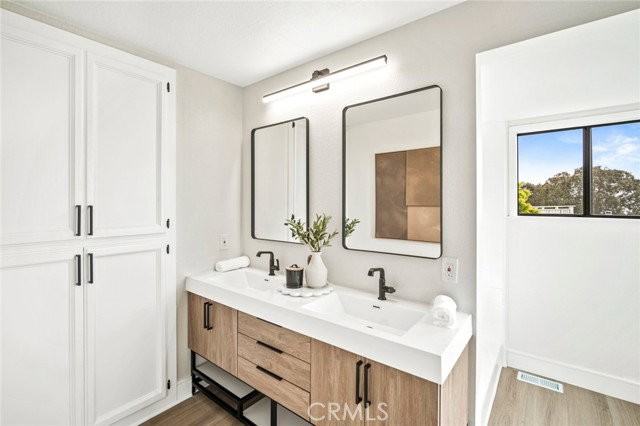 22332 Eagle Rock Way - Photo 2 of 8