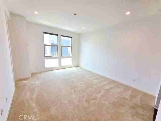 164 Placemark - Photo 2 of 8