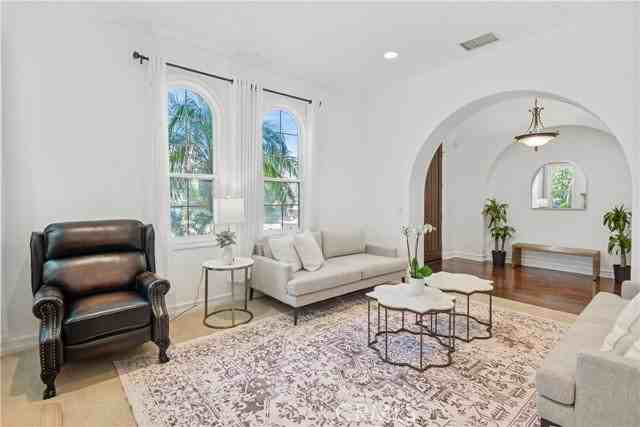 8005 Bell Crest Dr - Photo 4 of 8