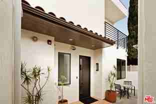 2325 27th St #B - Photo 1 of 1