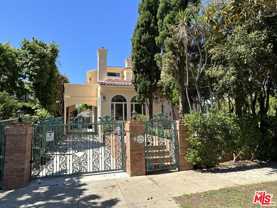 623 Palisades Ave - Photo 1 of 1