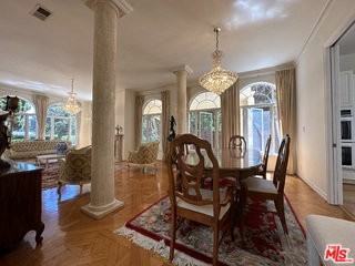 623 Palisades Ave - Photo 2 of 6