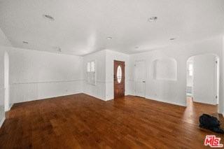 5227 Etheldo Ave - Photo 6 of 8