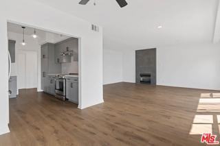 511 San Vicente Blvd #307 - Photo 3 of 8