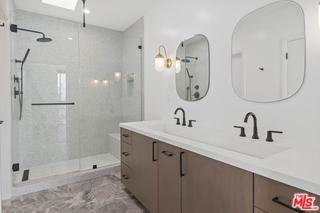 511 San Vicente Blvd #307 - Photo 7 of 8