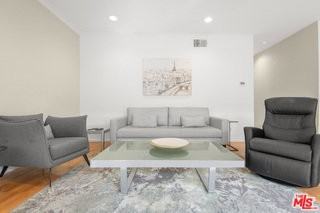 916 15th St #1 - Photo 5 of 8