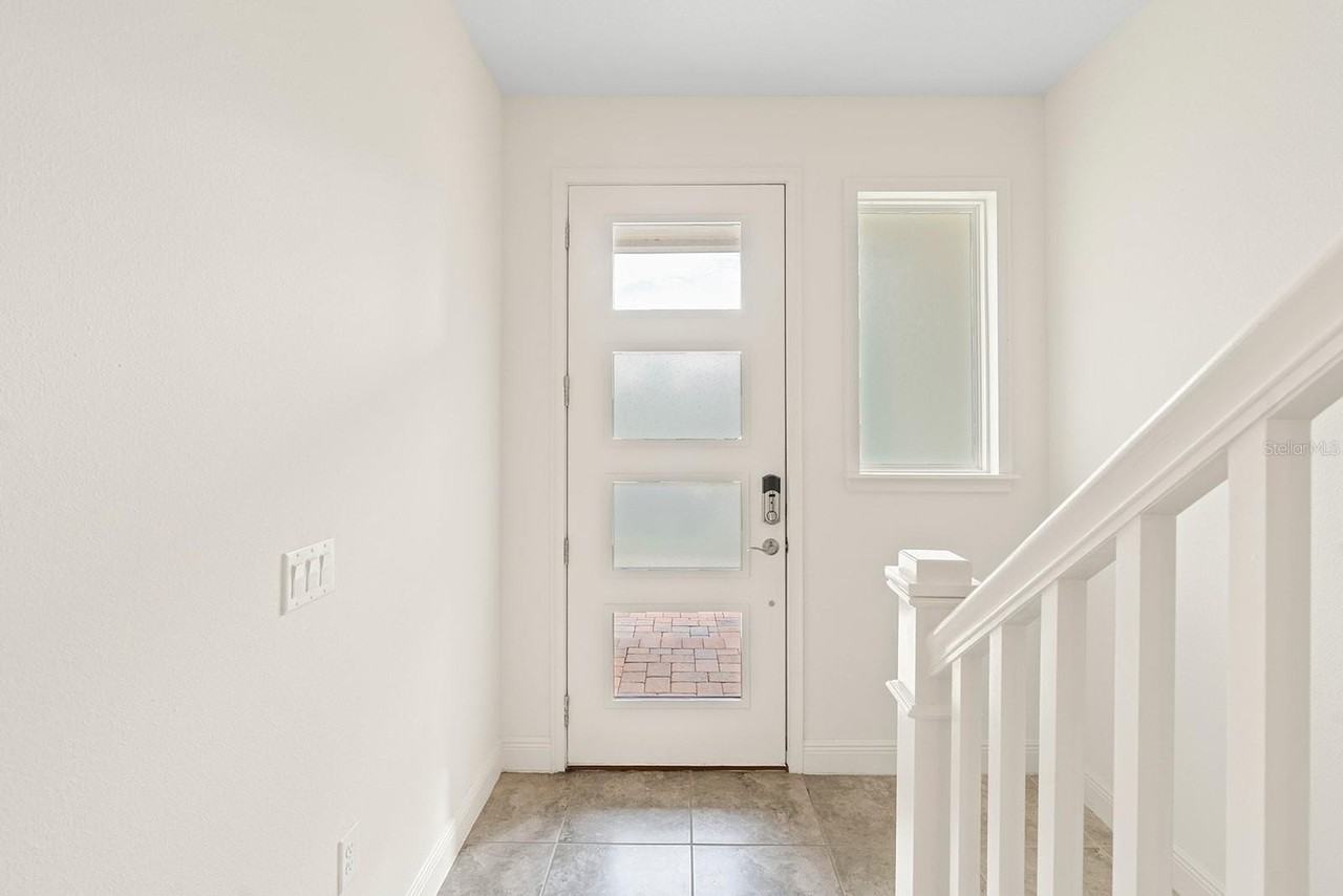 9497 Mere Pkwy - Photo 6 of 35