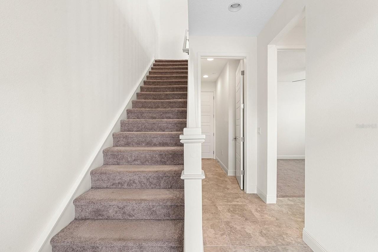 9497 Mere Pkwy - Photo 7 of 35