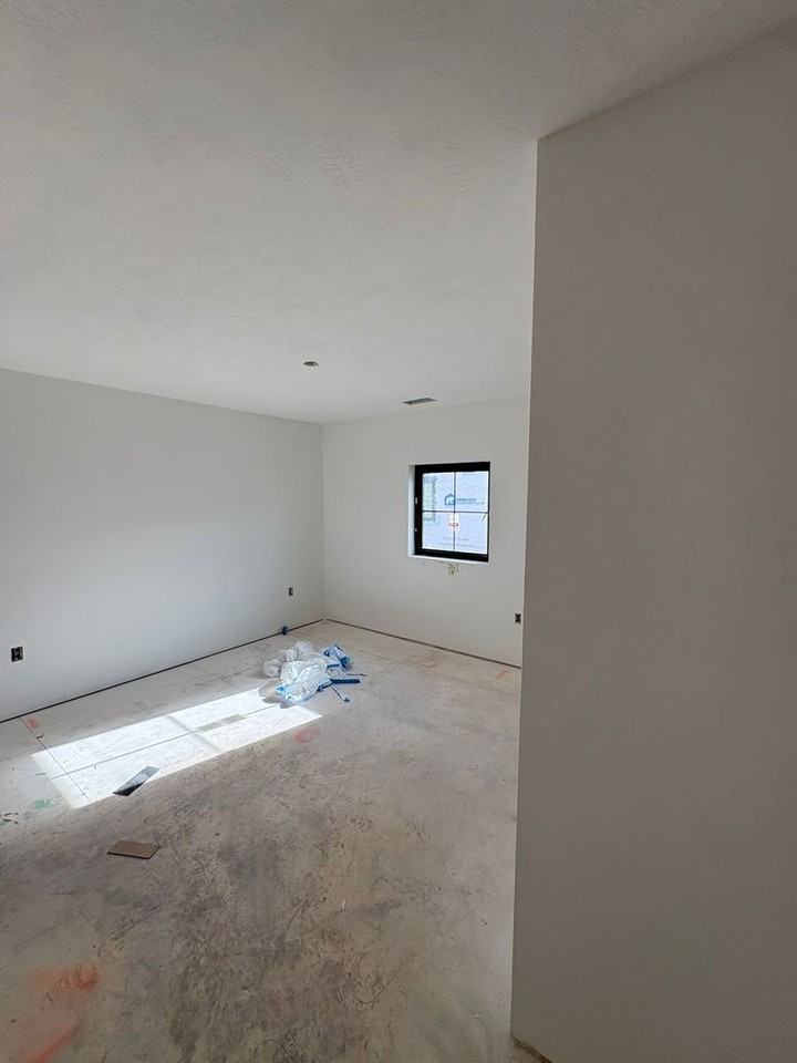 Worthington Apartments - Photo 6 of 16