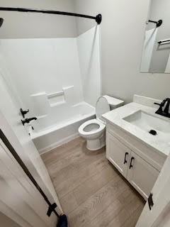 302 North Montevideo - 11 #11 - Photo 7 of 11