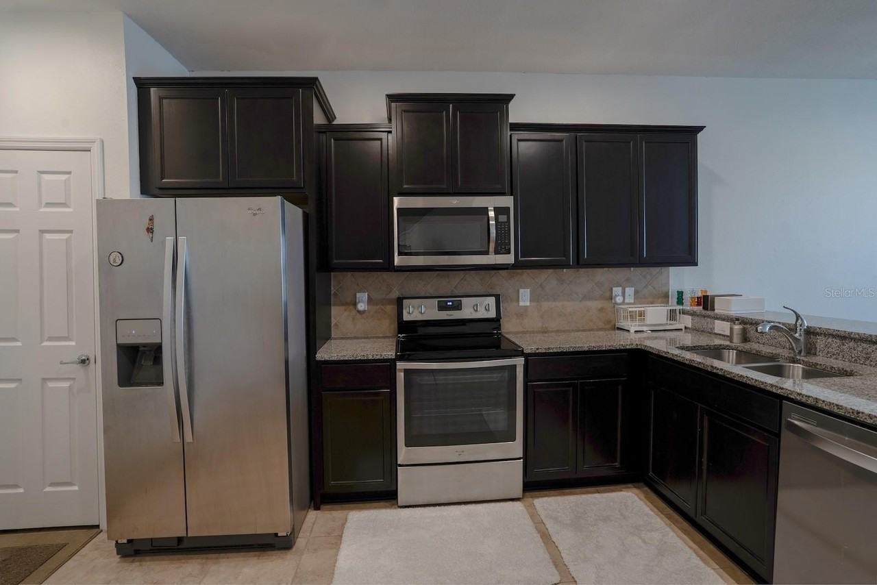 9136 Hillcroft Dr - Photo 6 of 49