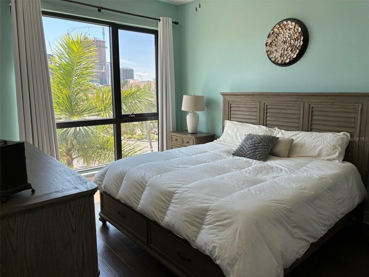 130 8th St N - Photo 4 of 39