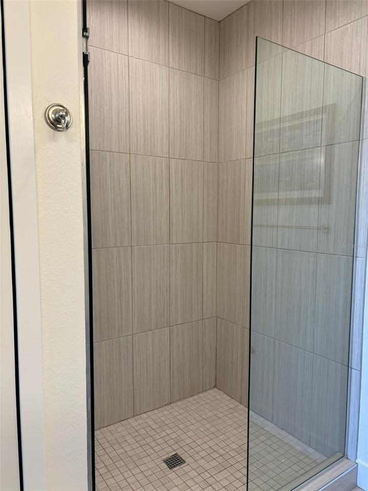 130 8th St N - Photo 6 of 39