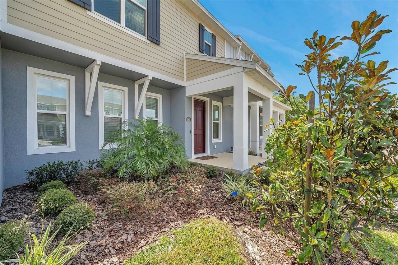 4966 Avalon Park Blvd - Photo 4 of 50