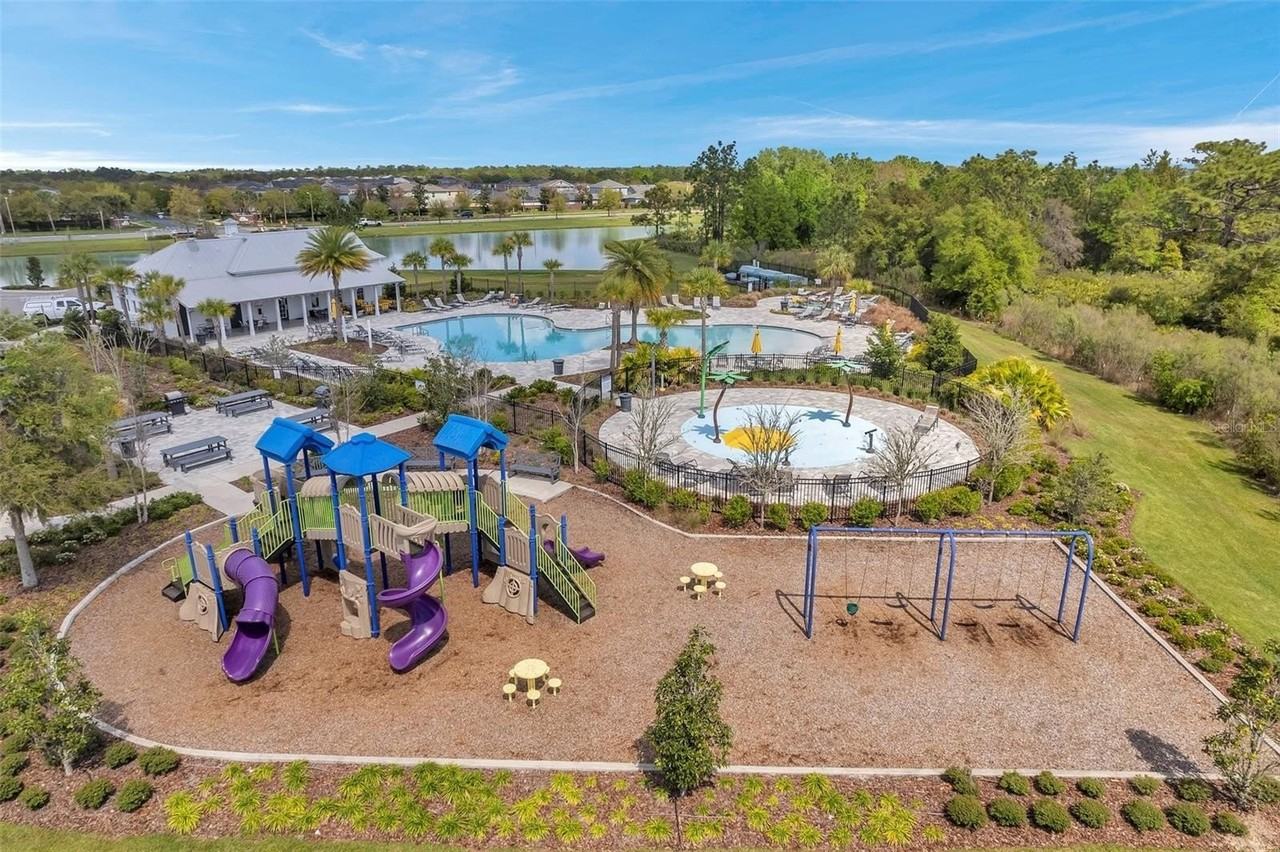 4966 Avalon Park Blvd - Photo 7 of 50