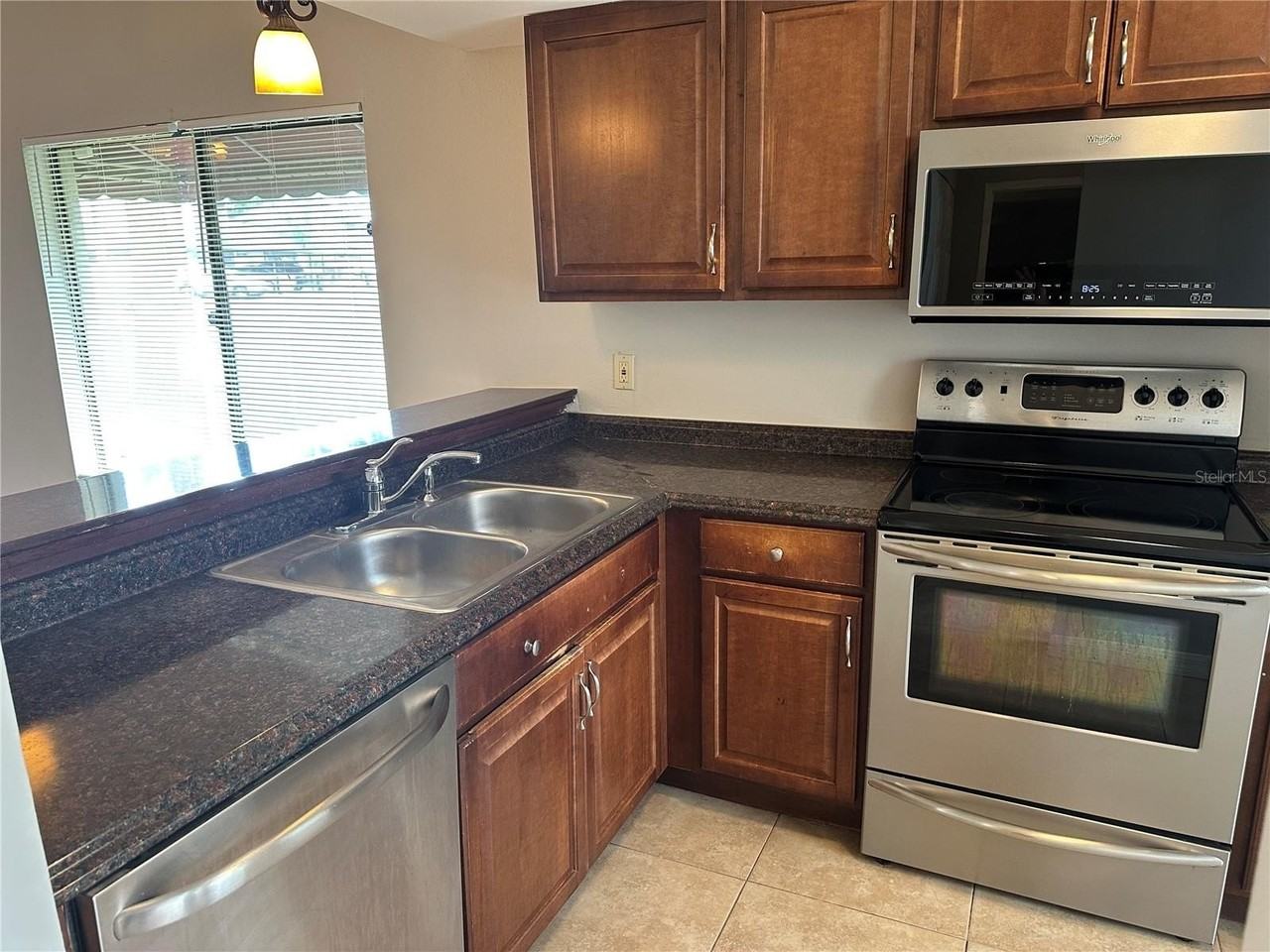 8425 Laurelon Pl - Photo 3 of 20