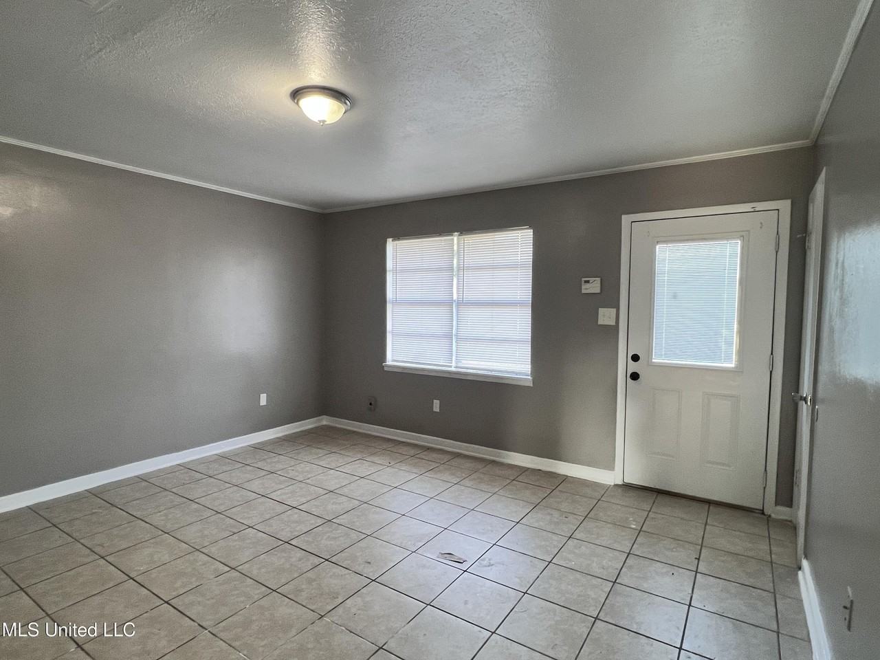 11520 Klein Rd - Photo 2 of 16
