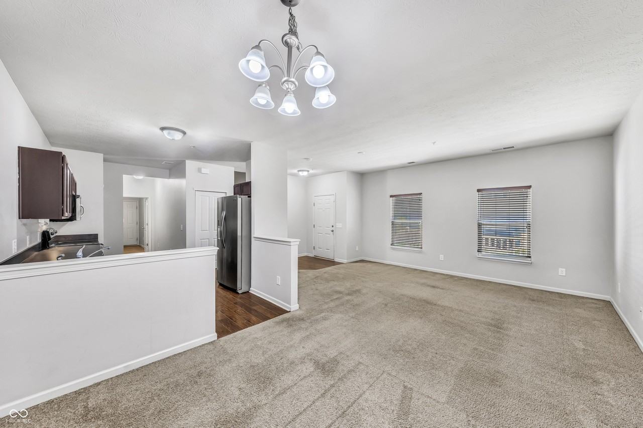 12030 Zircon Ln #1000 - Photo 3 of 13