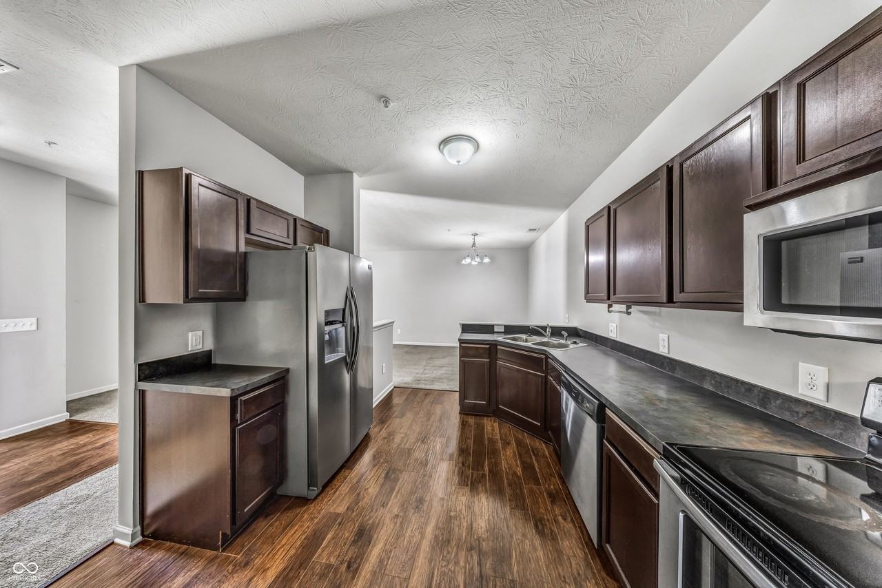 12030 Zircon Ln #1000 - Photo 5 of 13