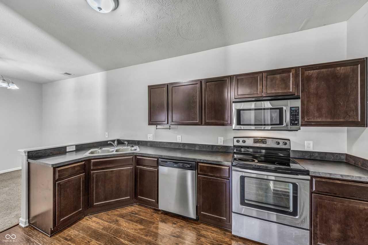 12030 Zircon Ln #1000 - Photo 6 of 13