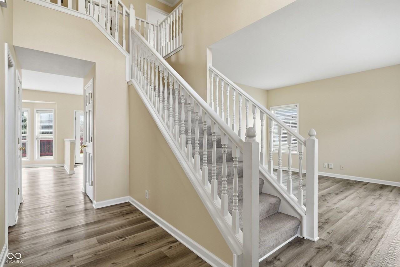 4091 Huntsman Dr - Photo 6 of 50