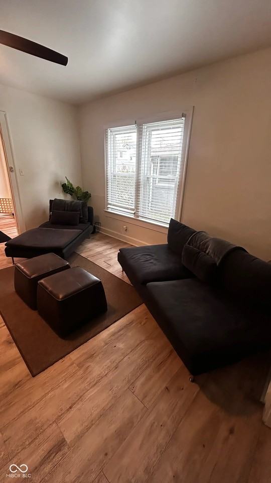 3851 Broadway St - Photo 4 of 18