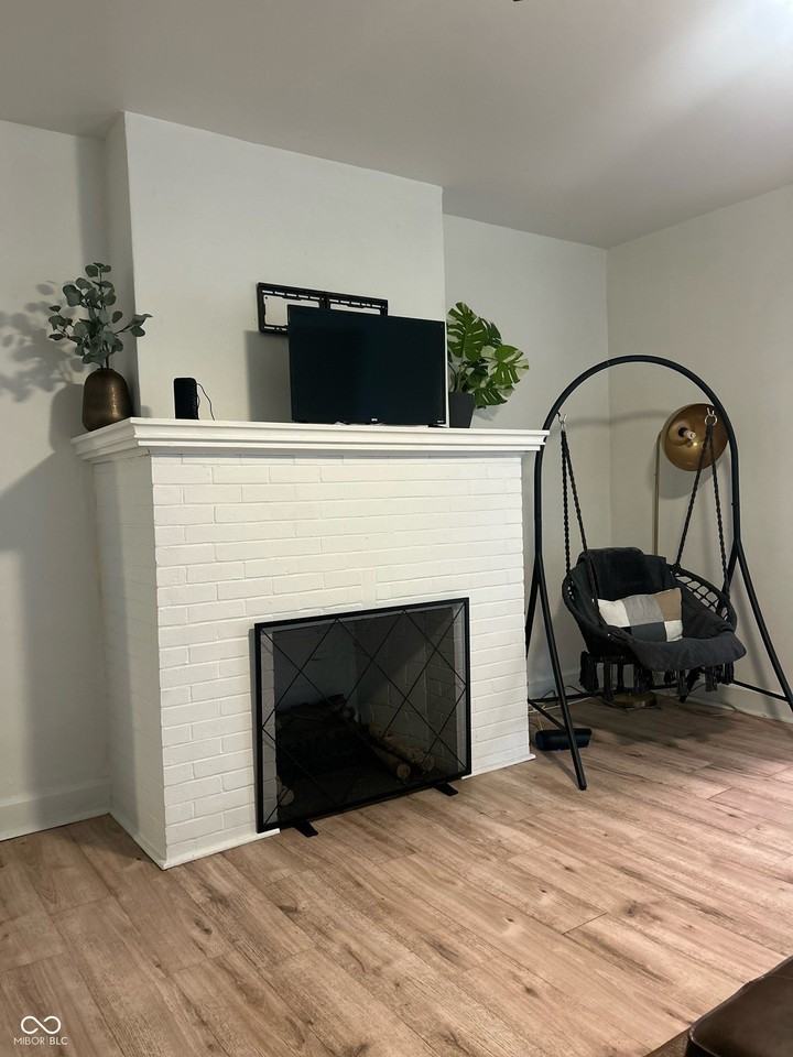 3851 Broadway St - Photo 5 of 18