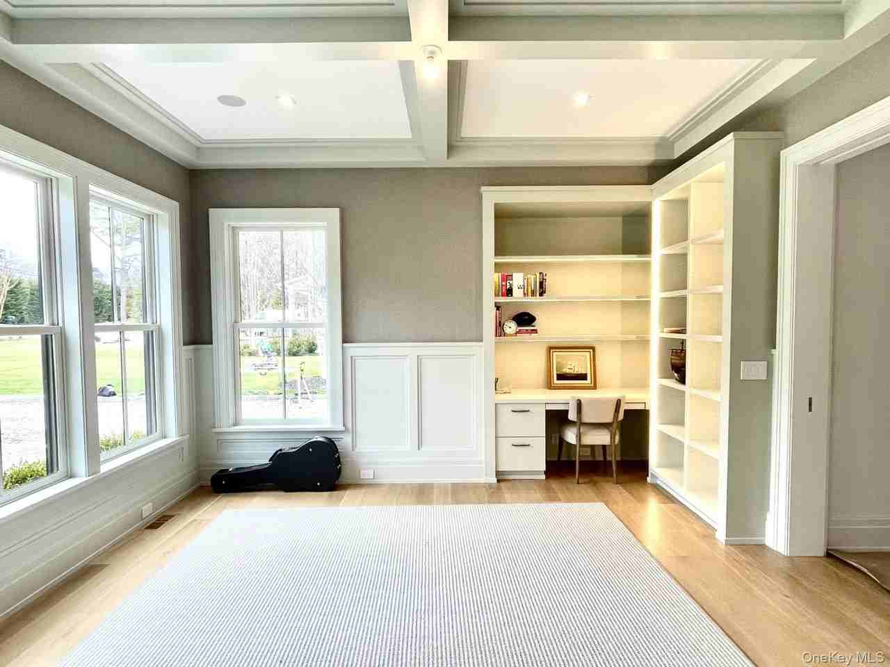 59 Shinnecock Hills Rd - Photo 6 of 20