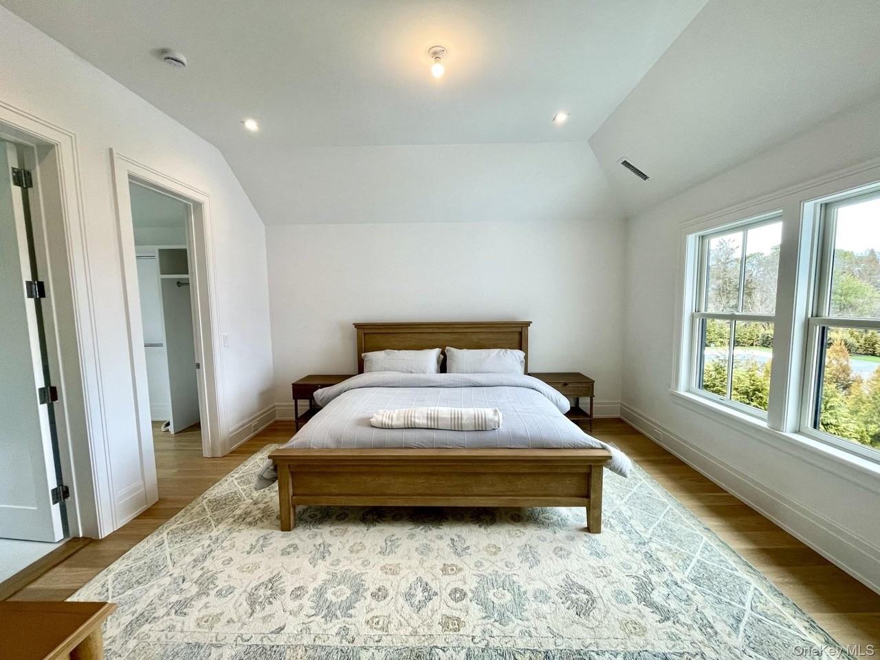 59 Shinnecock Hills Rd - Photo 7 of 20