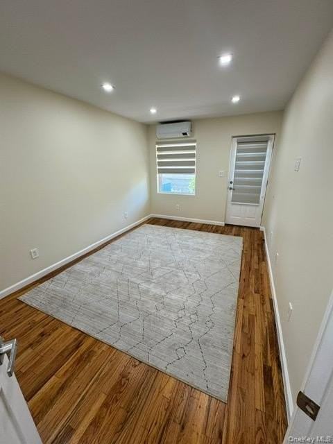 423 Beach 9th St #2ndFL - Photo 4 of 8