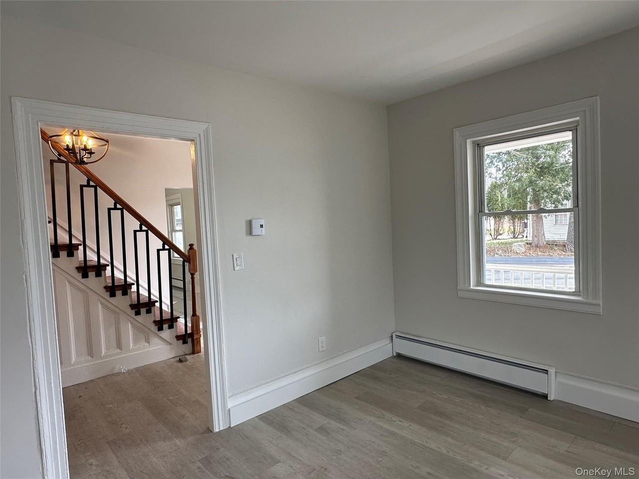 1445 Burlingham Rd - Photo 7 of 32