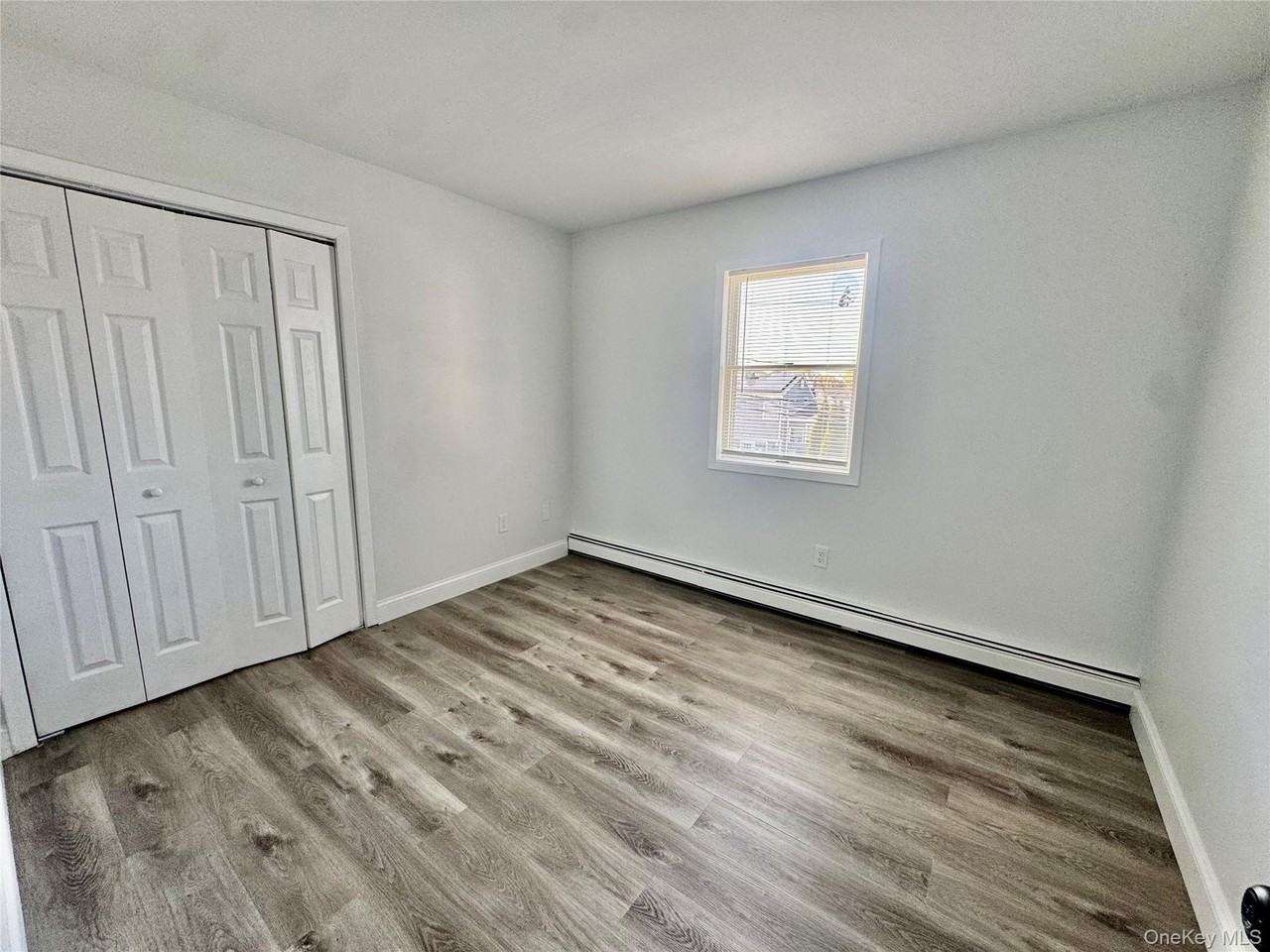 70 Burlington Ave - Photo 7 of 10