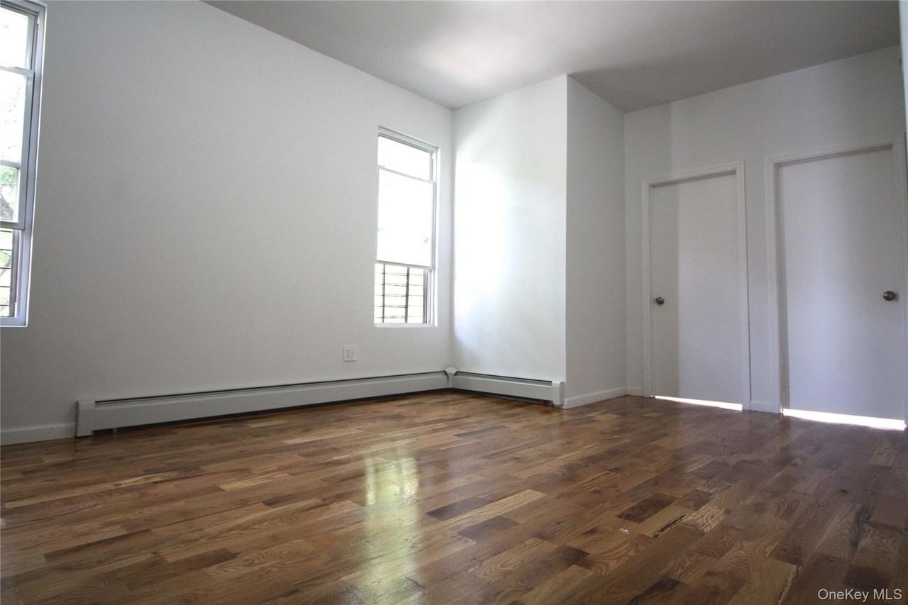 291 Bonner Pl #2 - Photo 7 of 19