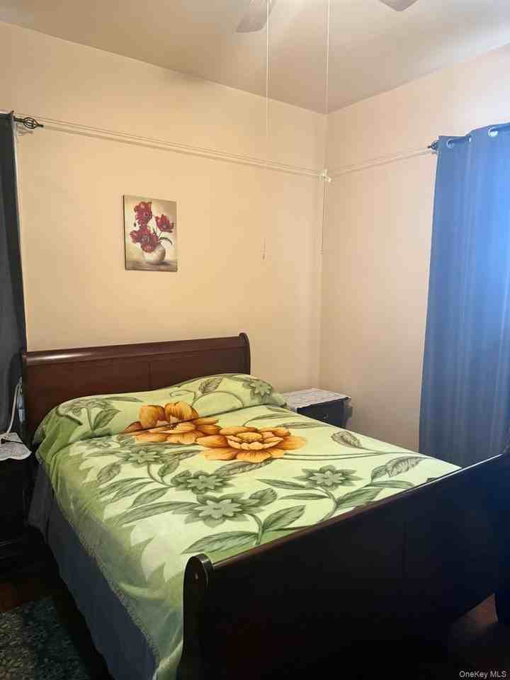 610 E 26th St - Photo 6 of 12