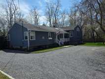 870 Noyack Rd - Photo 1 of 1