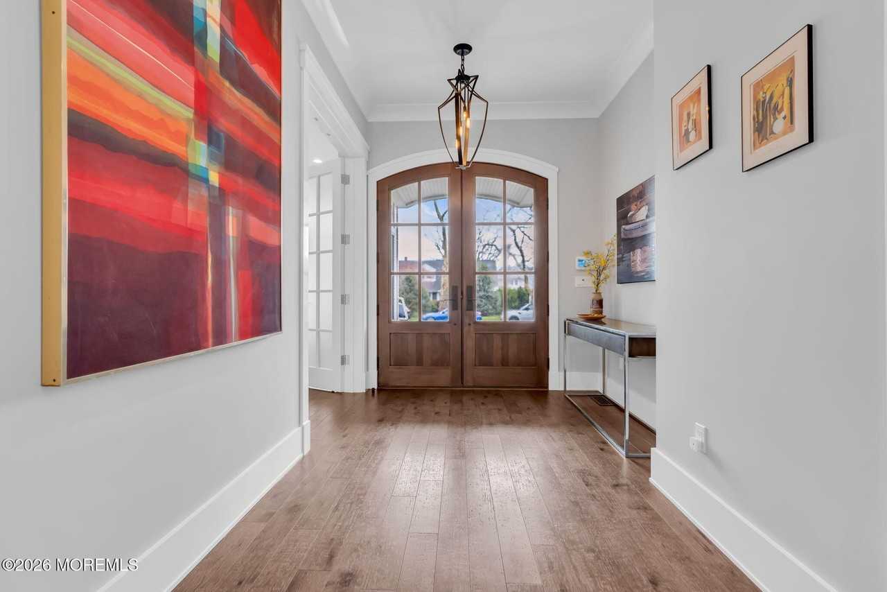 218 Worthington Ave - Photo 5 of 50