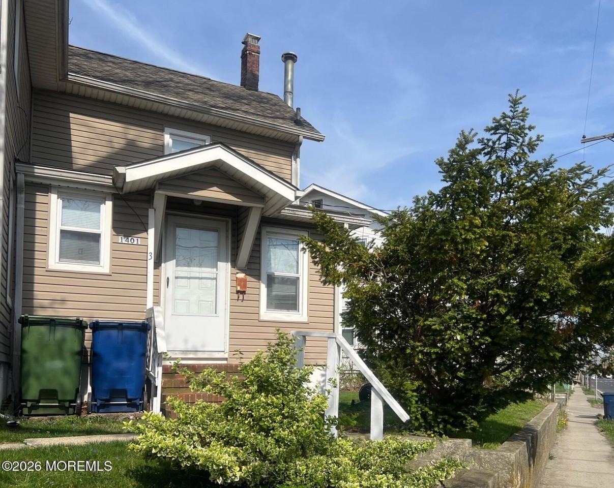 1401 9th Ave #3 - Photo 2 of 13