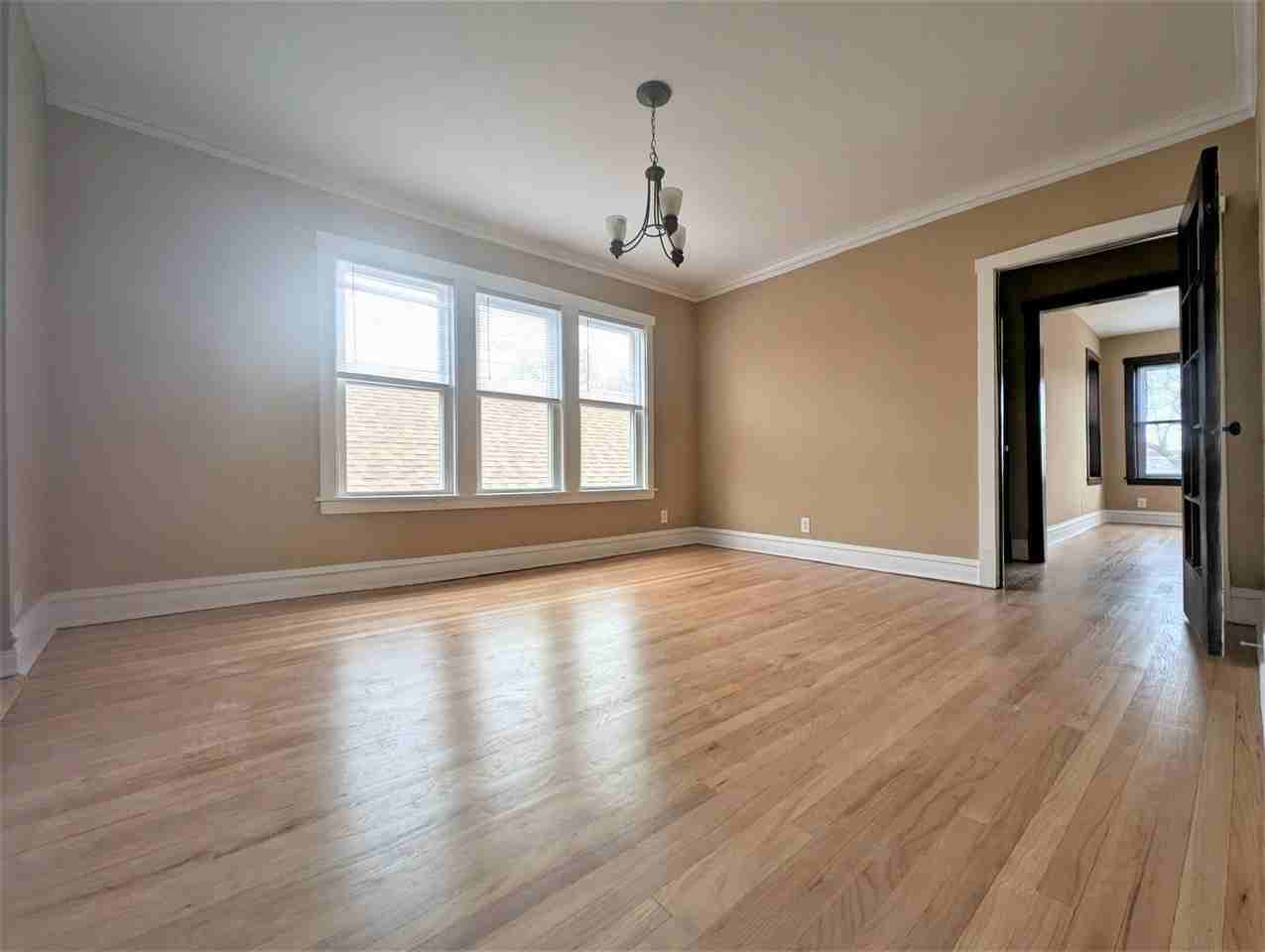 3114 N Kilpatrick Ave #2 - Photo 4 of 12