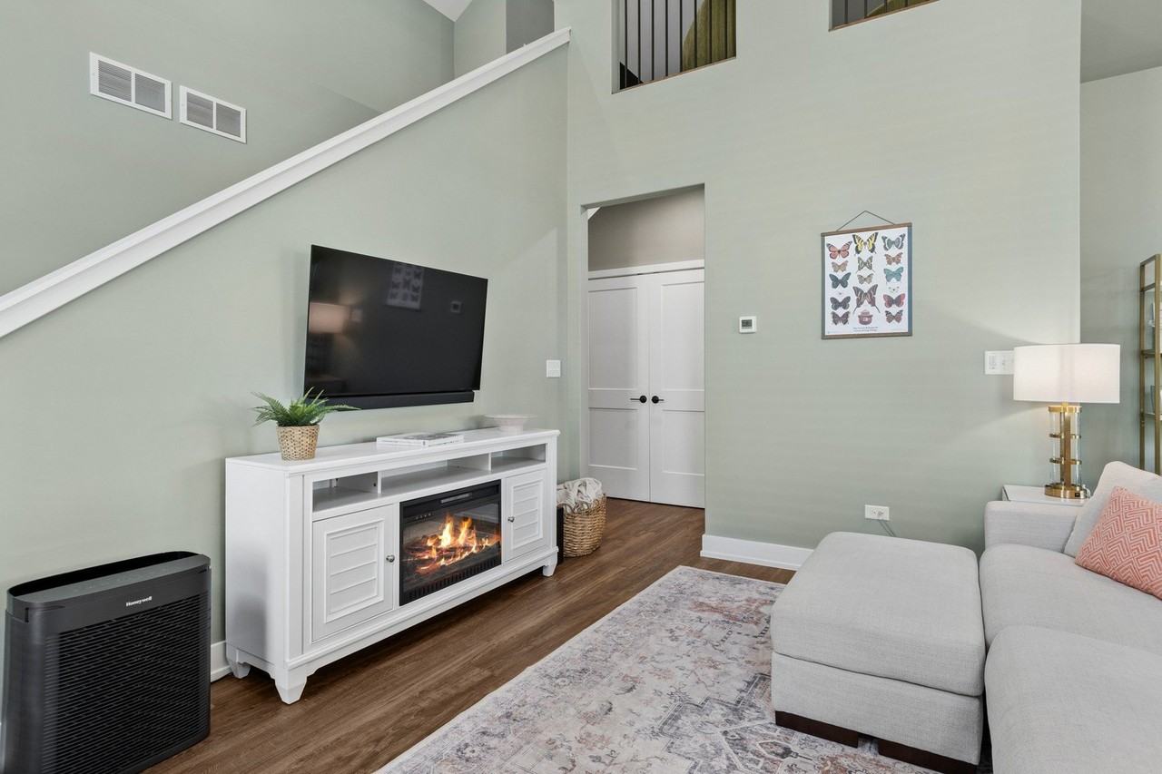 534 Sudbury Cir - Photo 3 of 22