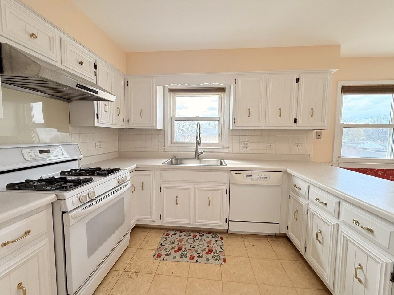 4220 Oakton St #2 - Photo 6 of 31