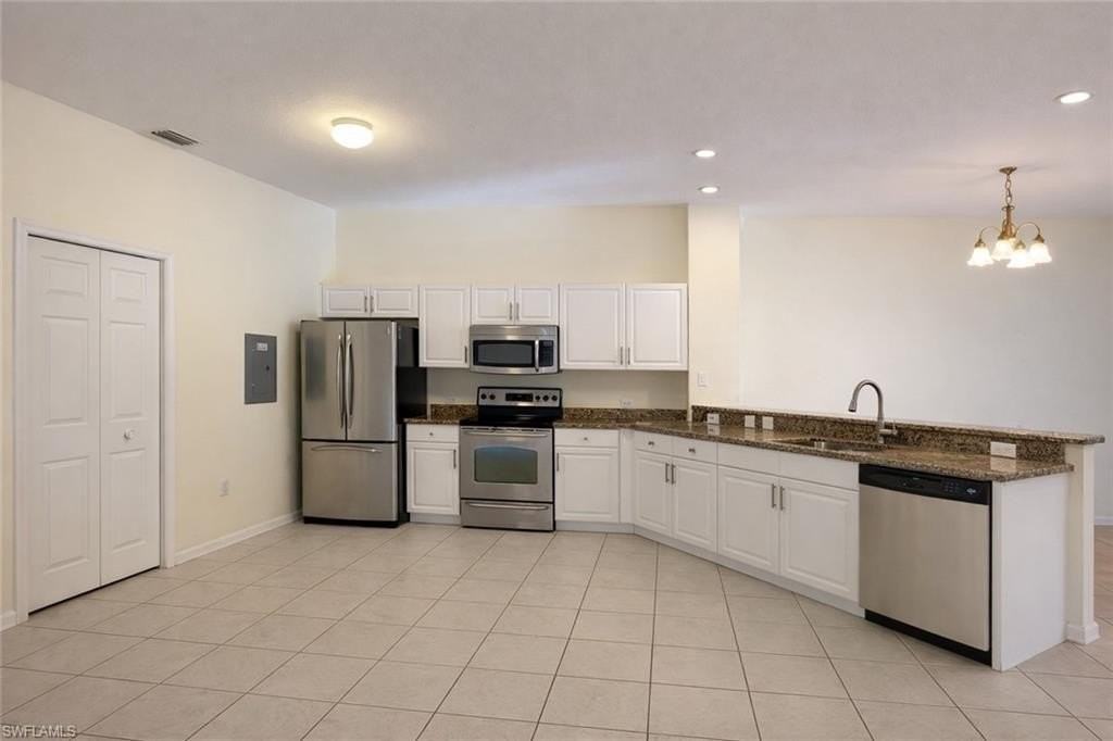 10020 Heather Ln #9-904 - Photo 3 of 16