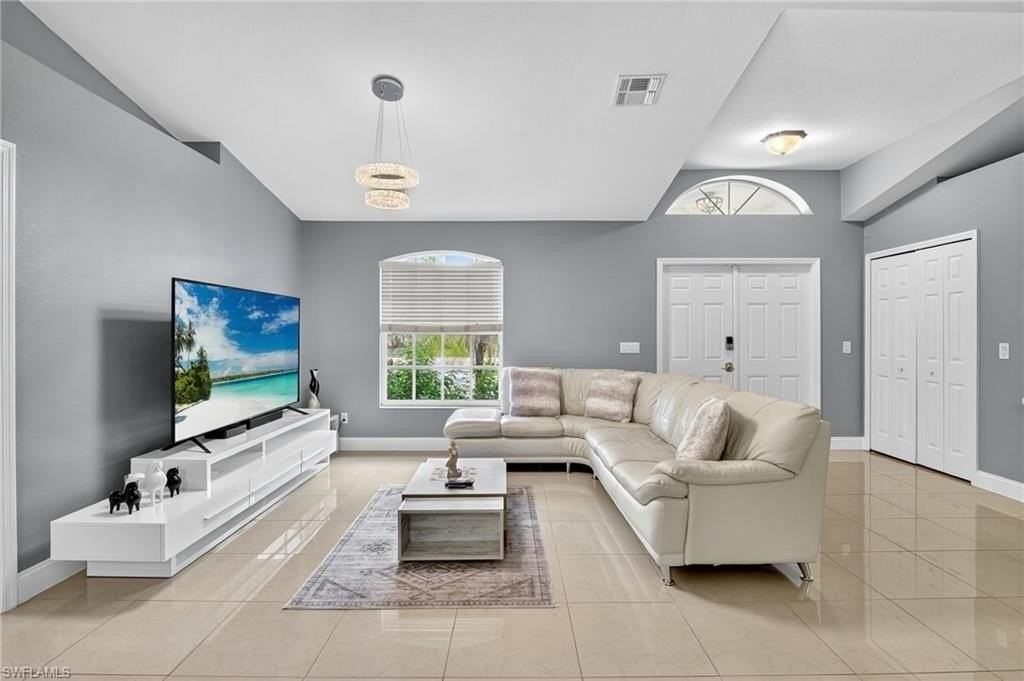 850 29th St Sw - Photo 3 of 24