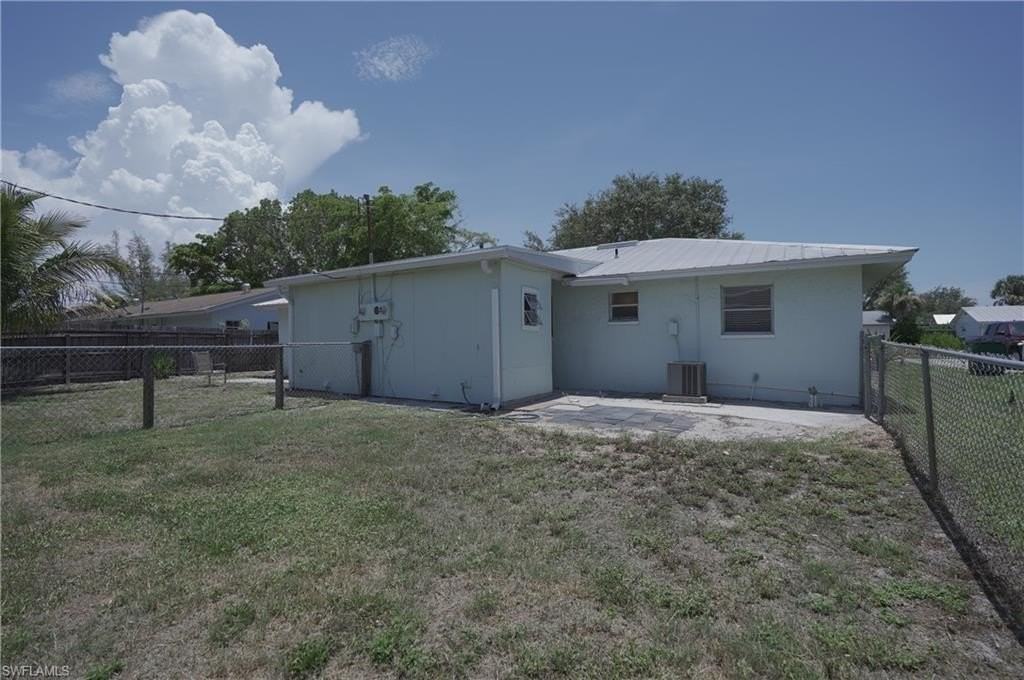 1195 S Alhambra Cir - Photo 4 of 34