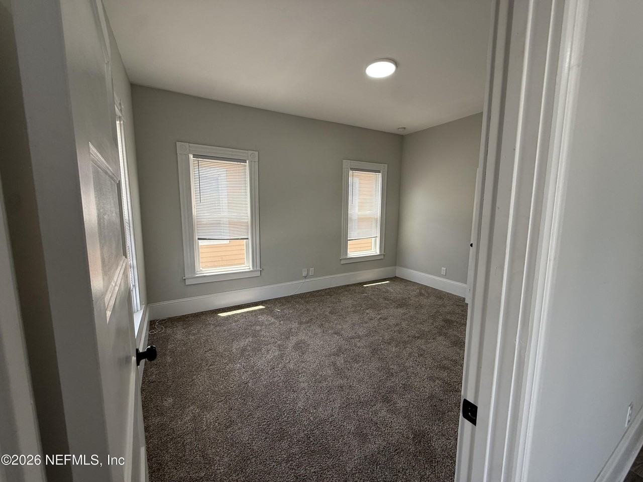 1918 Redell St - Photo 5 of 36