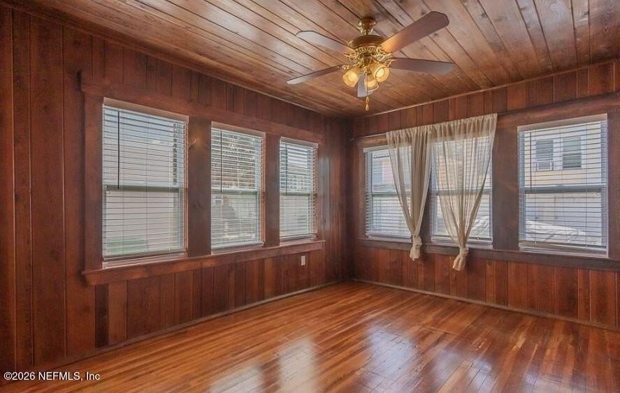 1718 1st St N #3 - Photo 3 of 24